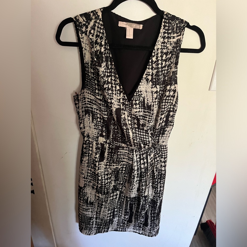 Forever 21 Dress size M